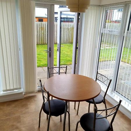 Modern 3 Bedroom Semi Detached Home Limavady Esterno foto
