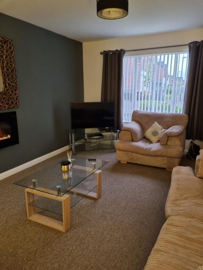 Modern 3 Bedroom Semi Detached Home Limavady Esterno foto