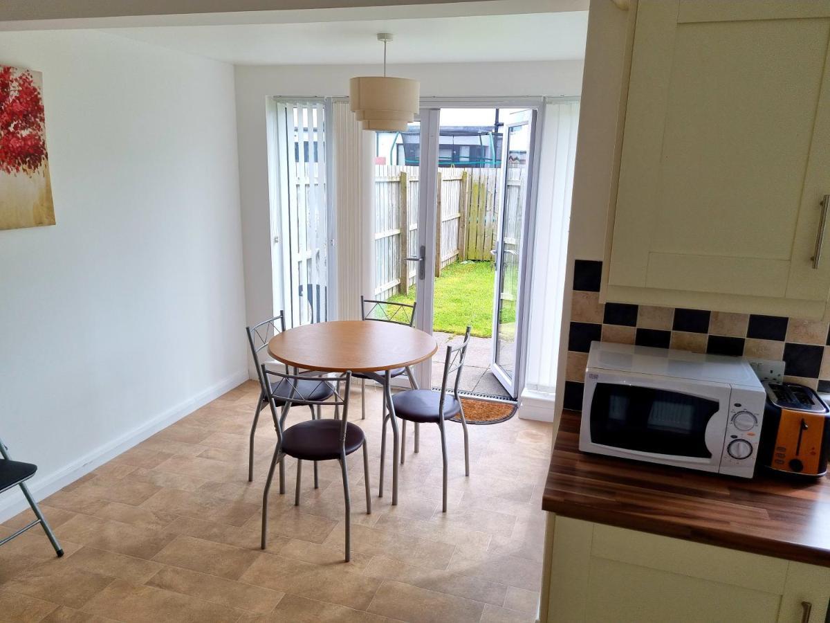 Modern 3 Bedroom Semi Detached Home Limavady Esterno foto